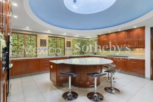 Casa los Encinos, Fairway