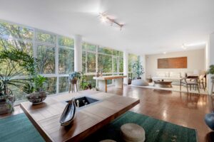 Amsterdam 122, Piso 4