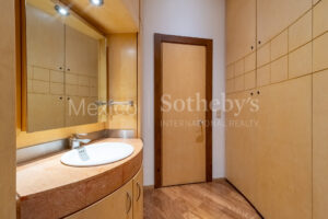 115 Luxury View