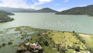 Terreno LakeFront