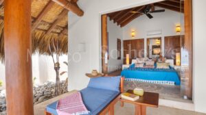 Casa Playa Blanca Zihuatanejo