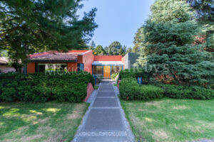 Casa Jardín Cedros, Club de Golf los Encinos