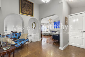 Casa Arteaga y Salazar, Contadero