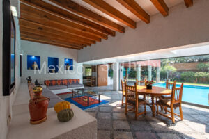 Casa de los Prismas &middot; Obra Maestra de José Creixell &middot; Los Apantles, Sumiya.