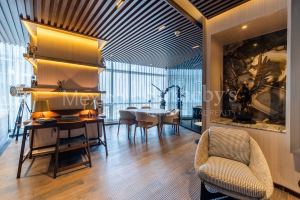 St Regis 23