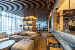 St Regis 23