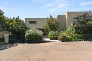 Casa Tepozcuautla, Cumbres de Santa Fe, Mexico City – Photo 1