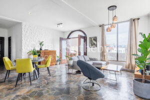 Stone Rock House And Apartment
