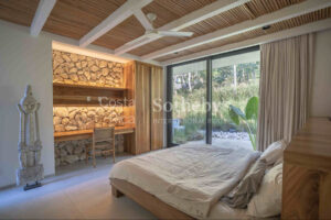 Peaceful Seaside Escape