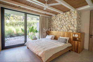 Peaceful Seaside Escape