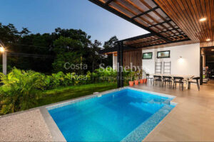 Jungle View Casa El Roble 48 in Playa Grande
