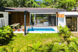 Jungle View Casa El Roble 48 in Playa Grande