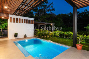 Jungle View Casa El Roble 48 in Playa Grande
