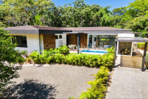 Jungle View Casa El Roble 48 in Playa Grande