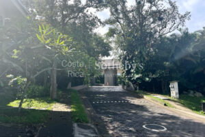 Casa Brisas del Bosque de Escazu