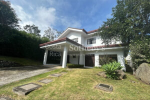 Casa Brisas del Bosque de Escazu