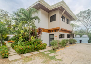Pelada Bonita – 4 Unit Rental Property