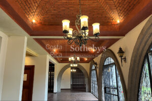Casa los Arcos
