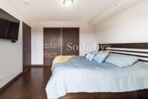 Apartamento en Torre Moderna Azenza