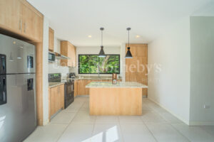 Casa Bellota – Coastal Charm Between Tamarindo & Nosara