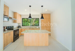 Casa Bellota – Coastal Charm Between Tamarindo & Nosara