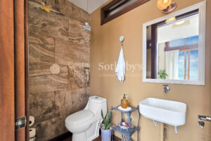 Espaciosa Residencia en San Isidro de Heredia