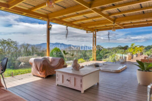 Espaciosa Residencia en San Isidro de Heredia