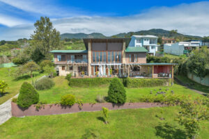 Espaciosa Residencia en San Isidro de Heredia