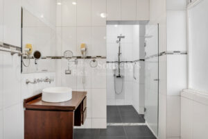 Central Atenas Marble