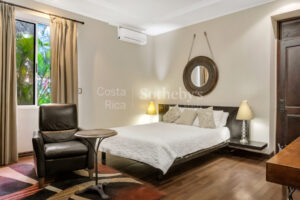 Central Atenas Marble