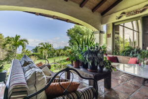 Casa Roca Verde, Escazú