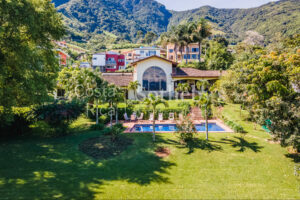Casa Roca Verde, Escazú