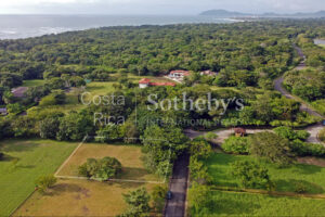 Lot For Sale in Las Golondrinas in Hacienda Pinilla