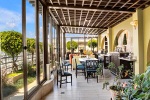 Metropolitan Oasis Penthouse
