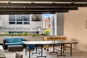 Metropolitan Oasis Penthouse