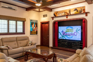 Villa Romantica, One of a Kind World-Class Tropical Estate