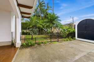 Lomas de Ayarco Garden Home
