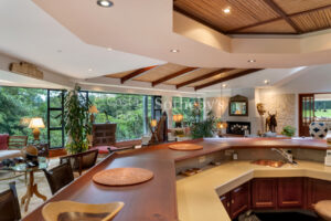 Lobo Mountain Estate