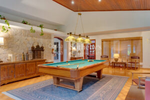 Lobo Mountain Estate