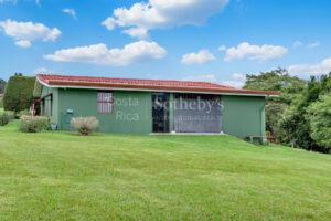 La Joya Estate