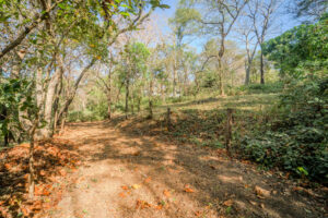 Private Cul-de-Sac Lot in Playa Pelada – Walk to Beach