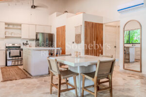 Casa Carlita – Tranquil Tropical Villa in 506 Tennis Center