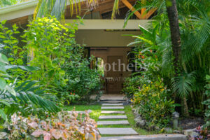 Casa Carlita – Tranquil Tropical Villa in 506 Tennis Center