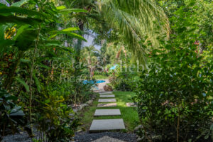 Casa Carlita – Tranquil Tropical Villa in 506 Tennis Center