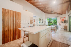 Casa Carlita – Tranquil Tropical Villa in 506 Tennis Center