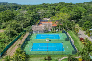 Casa Carlita – Tranquil Tropical Villa in 506 Tennis Center