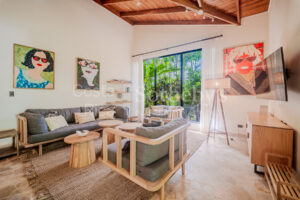 Casa Carlita – Tranquil Tropical Villa in 506 Tennis Center