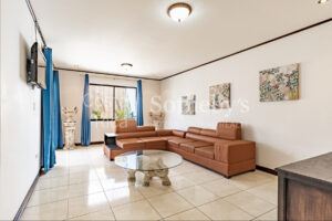 Beautiful House in Los Crotos