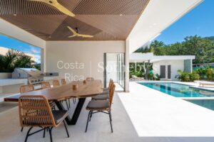 Villa Moon