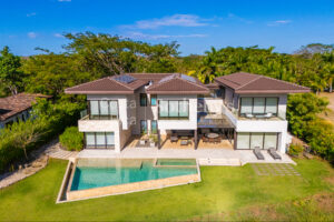 Casa Guayacán in Guanacaste Beach Golf Community